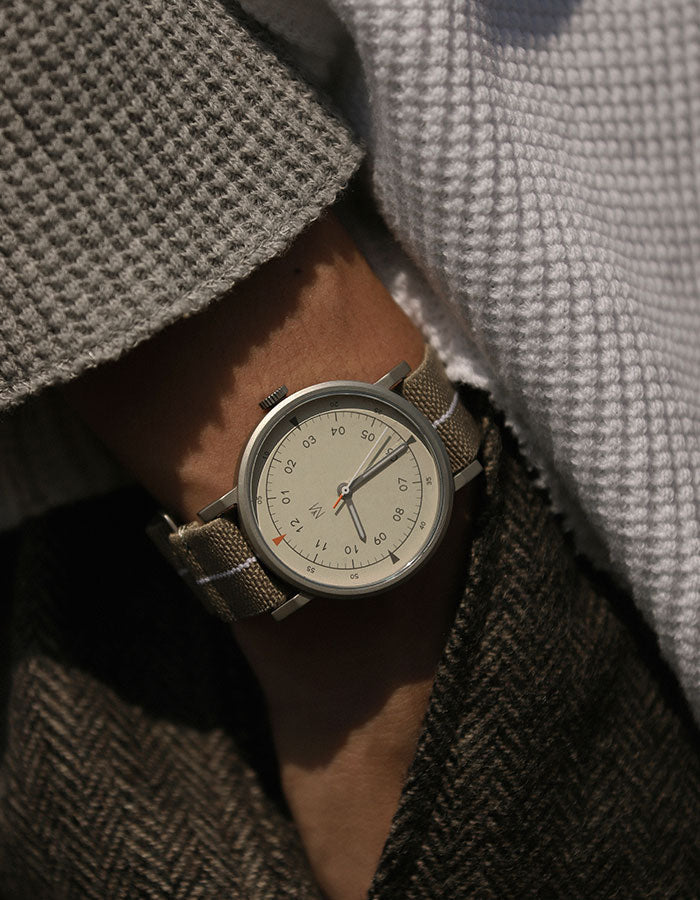 MUS-01 KHAKI P 40MM + ORANGE PARACHUTE STRAP SET